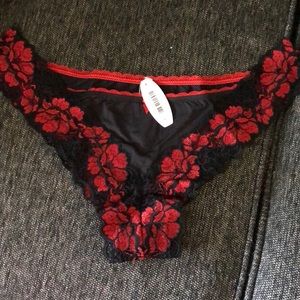 Adore Me Lace Black Lollipop thong